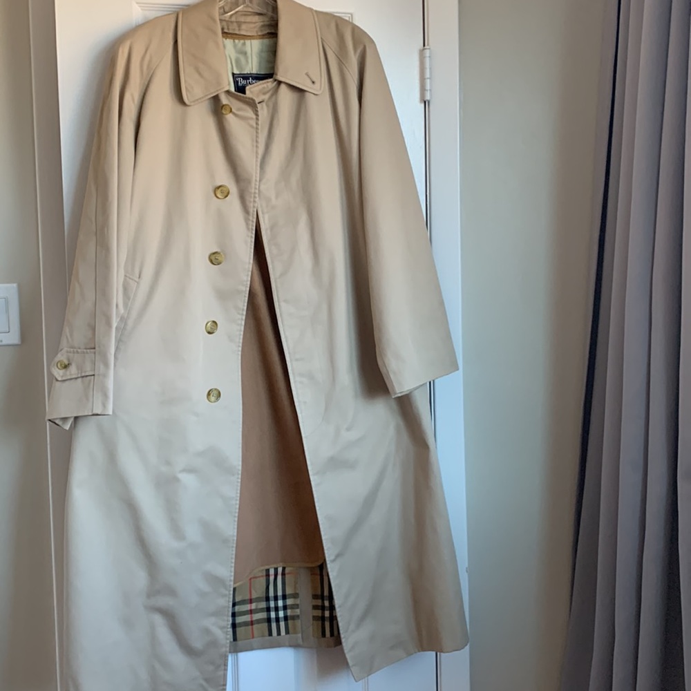 Vintage Burberry Coat with Removable Wool Lining - Picture 2 of 16